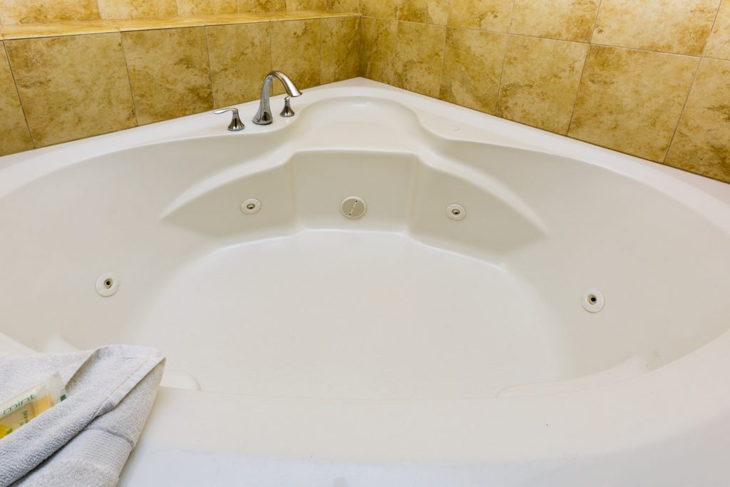 Hotels With Jacuzzi in Room Frankfort, IL - Last Updated March 2024 - Yelp