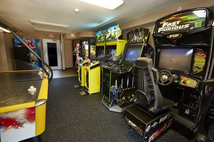 Holiday Inn Resort Daytona Beach oceanfront Arcade Room