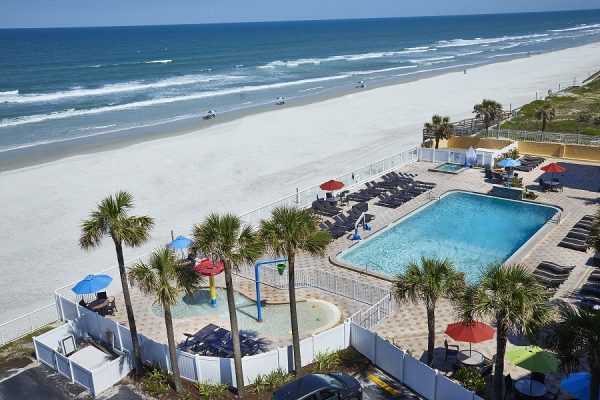 Holiday Inn Resort Daytona Beach pool from room