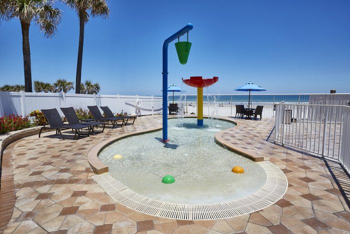 Holiday Inn Resort Daytona Beach splash pad