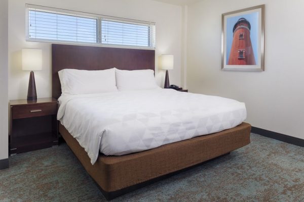 Holiday Inn Resort Daytona Beach King ADA Suite